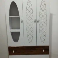 کمد کودک تمیز و نو