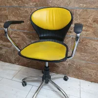 صندلی چرخدار اداری جک هیدرولیکی