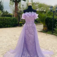 دوخت تخصصی لباس عروس و شب(شخصی دوز)