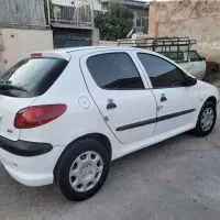 پژو ۲۰۶ هاچ بک قسطی|خودرو سواری و وانت|شیراز, شاهچراغ|دیوار