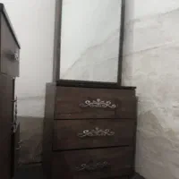 میزآرایشی وکمد۴تومن