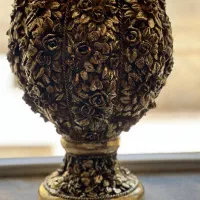 ست میز و گلدان طلایی|بوفه، ویترین، کنسول|اصفهان, شفق|دیوار