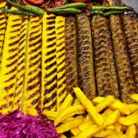 غذا ..چلوکباب کوبیده 2سیخ مرغ270هزار
