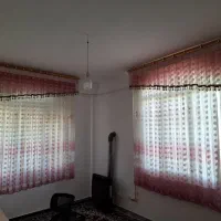 ۲ عدد پرده و والان