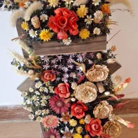 استند گل خشک