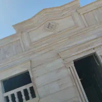 به یه نفر کارگر ،،یاشاگرد برای سنگ کاری