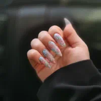 خدمات کاشت و ترمیم و اسپا ناخن