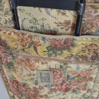 چمدان قدیمی