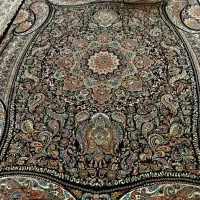 یک عدد فرش در حد نو نگین مشهد