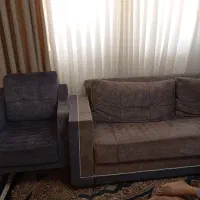 مبل هشت نفره ،تختخواب شو همراه با میز جلو مبلی|مبلمان خانگی و میز عسلی|آستانه اشرفیه, |دیوار