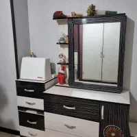 تخت ،دراور،سه کشو،آینه