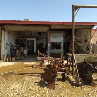 انبار  با حیاط بزرگ و مکانیکی با چالعه