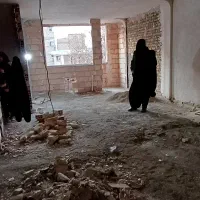 اپارتمان-92-متری-دو-خواب-با-پارکینگ-اسانسور