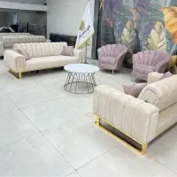 مبلمان راحتی و مبل کلاسیک با رنگبندی نامحدود