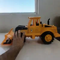 لودر و خاور اسباب بازی بزرگ