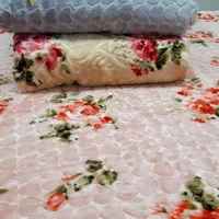 پتو دو نفره گلدار شادیلون مارک دار|رختخواب، بالش، پتو|مشهد, الهیه|دیوار