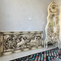 تابلو زینتی و ساعت ایستاده