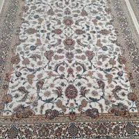 چهار تخته فرش و یک دس پشتی