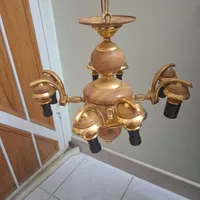 ۲عدد لوستر برزن ۴ شاخه