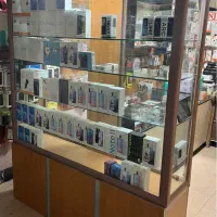 ویترین دو طرف شیشه