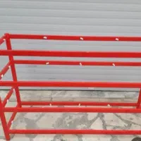 قفسه و ویترین مغازه