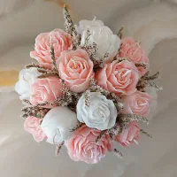 باکس گل رز (شمع)