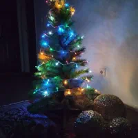 درخت کاج مصنوعی کریسمس یلدا|گل مصنوعی|مشهد, الهیه|دیوار