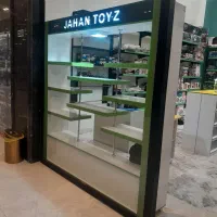 دکور آرسا جدید دکور عروسک دکور داروخانه ۴۰۵ویترین