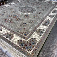 قالی دوازده رخ طلایی