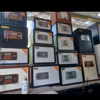 گاوصندوق فقط کاوه و زیر ویترینی نو و اکبند|ابزارآلات|کرمان, |دیوار