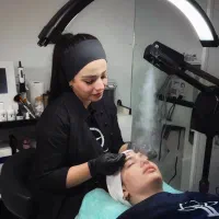 فیشیال پاکسازی پوست فیشال درمان جوش لک جوانسازی