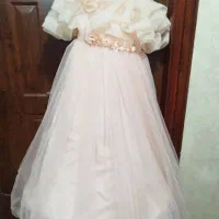 لباس عروس دخترونه، مناسب9سال می باشد.