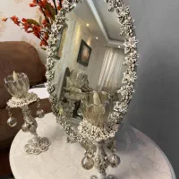 آینه شمعدان و میز سنگی