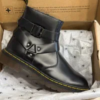 بوت چلسی دکترمارتین