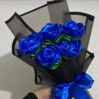 رز روبانی (گل جاودان)