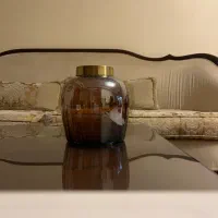 گلدان شیشه‌ای رنگی