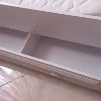 یک عدد کمد یک عدد تخت با عدد فرش ۴ متری  وتشک تخت|تخت و سرویس خواب|تهران, بهمن یار|دیوار