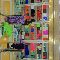 فروش مغازه فعال سه شغل خرازی. آرایشی.لوازم تحریر|فروش مغازه و غرفه|چابهار, |دیوار