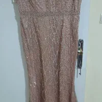 تعدادی لباس مجلسی در حد نو