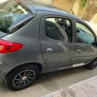 207 اتومات مدل ۹۸|خودرو سواری و وانت|اصفهان, دشتستان|دیوار
