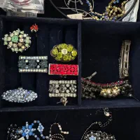 سرویس بدلیجات نگین دار متنوع