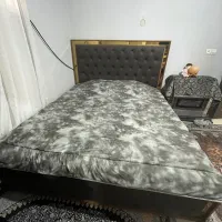 تخت دونفره