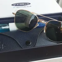 عینک آفتابی