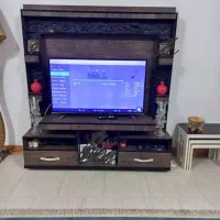 میز عسلی و ویترین