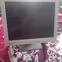 سلام یک عدد مانیتور ال جی بدون سیم پریز کاملن سالم
