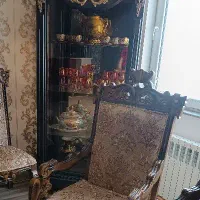 بوفه فقط قسمت آینه ترک خورده