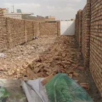 ۱۱۶ متر زمین دور دیوار و سقف اجرا شده در استقلال