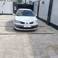 مگان2000اتومات بدون رنگ حتی گلگیرای جلو هم فابریک