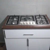 گاز خیلی تمیز کم کار کرده مثل صفره استیل اصل باکمد