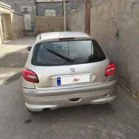 پژو۲۰۶ مدل ۸۲ درحد۹۵